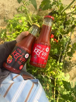 🍅Na našich kečupech fakt vzniká závislost 😋 Jsou z moravských rajčat, poctivé, bez konzervantů a lepku a tak dobré, že...